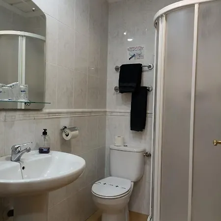 Beatriz Hotel *